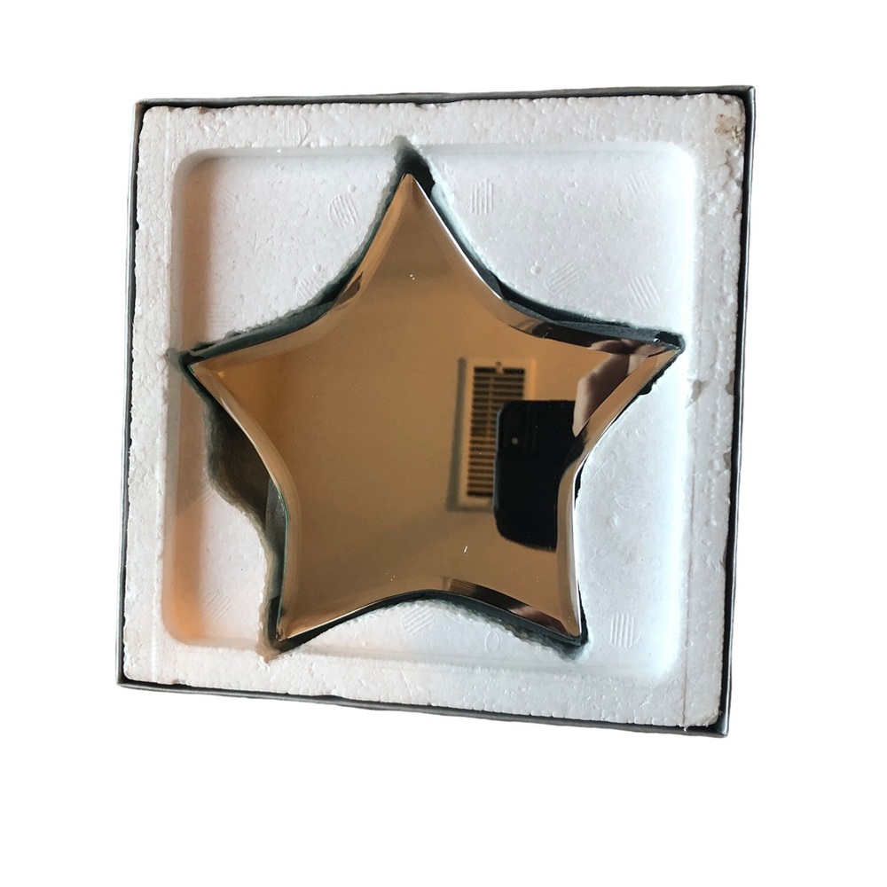 Crate&Barrel Mirrored Star Coasters, Pack of 4, Original Packaging NWOT - Picture 5 of 8